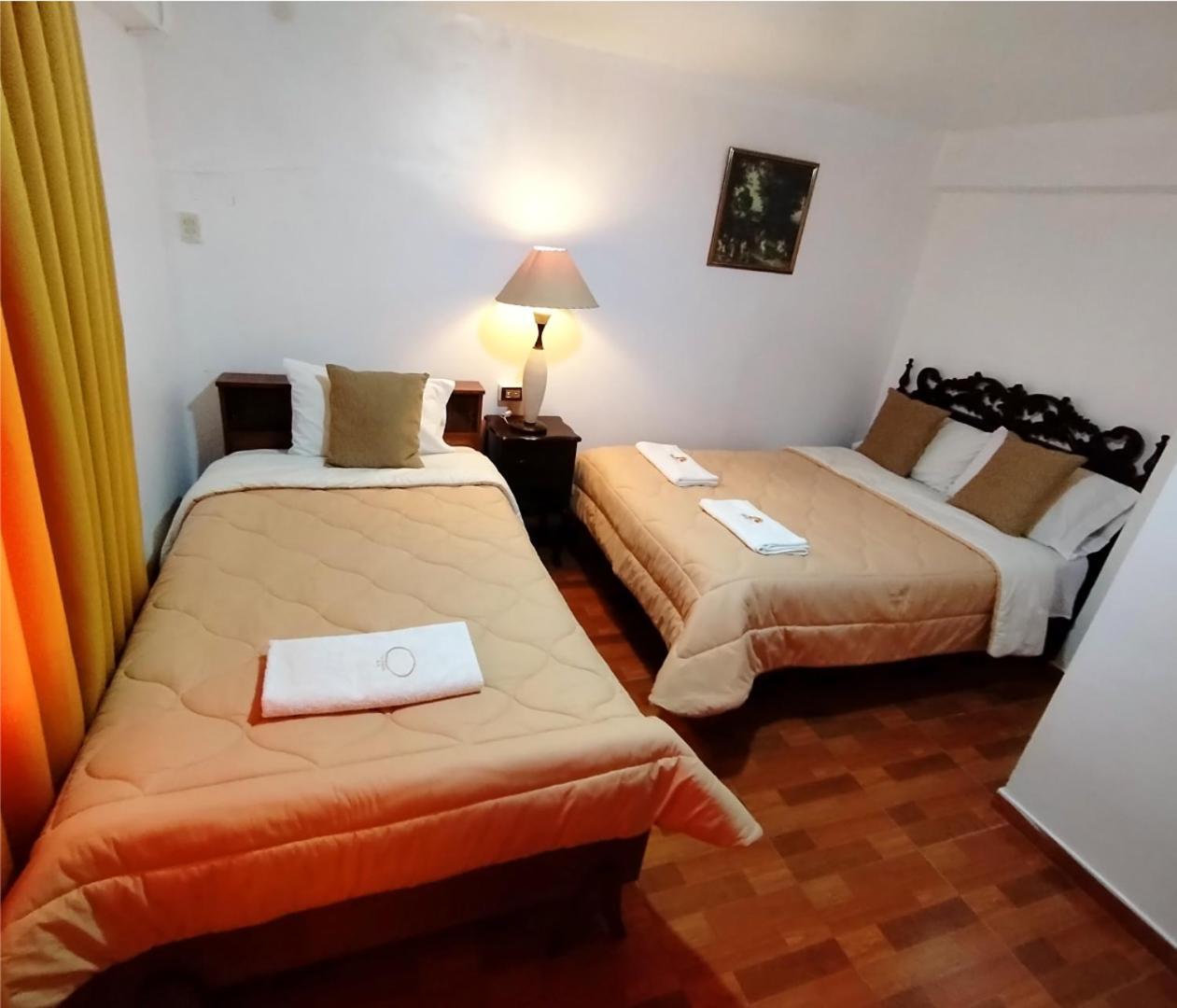 Andean Hostel Huaraz  Extérieur photo